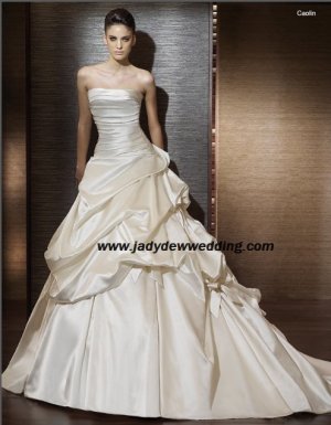 Free Shipping/2011 New arrival/A-line/Strapless/Satin/Chapel train/Wedding Dress/A1185