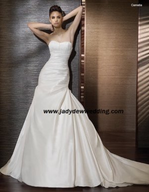 Free Shipping/2011 New arrival/A-line/Strapless/Taffeta/Chapel train/Wedding Dress/A1181