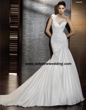 Free Shipping/2011 New arrival/Mermaid/One-Shoulder/Satin/Chapel  train/Wedding Dress/A1175