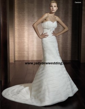 Free Shipping! High-quality Strapless Satin&Organza Chapel train Bridal Wedding Dress A1164