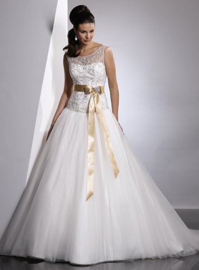 Free Shipping/A-line/Off the shoulder/Organza/Chapel train/Bridal Wedding Dress/GG027