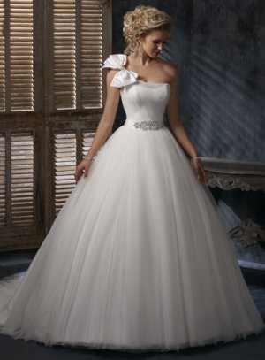 Free Shipping/A-line/One-shoulder/Satin&Mesh/Chapel train/Bridal Wedding Dress/GG112