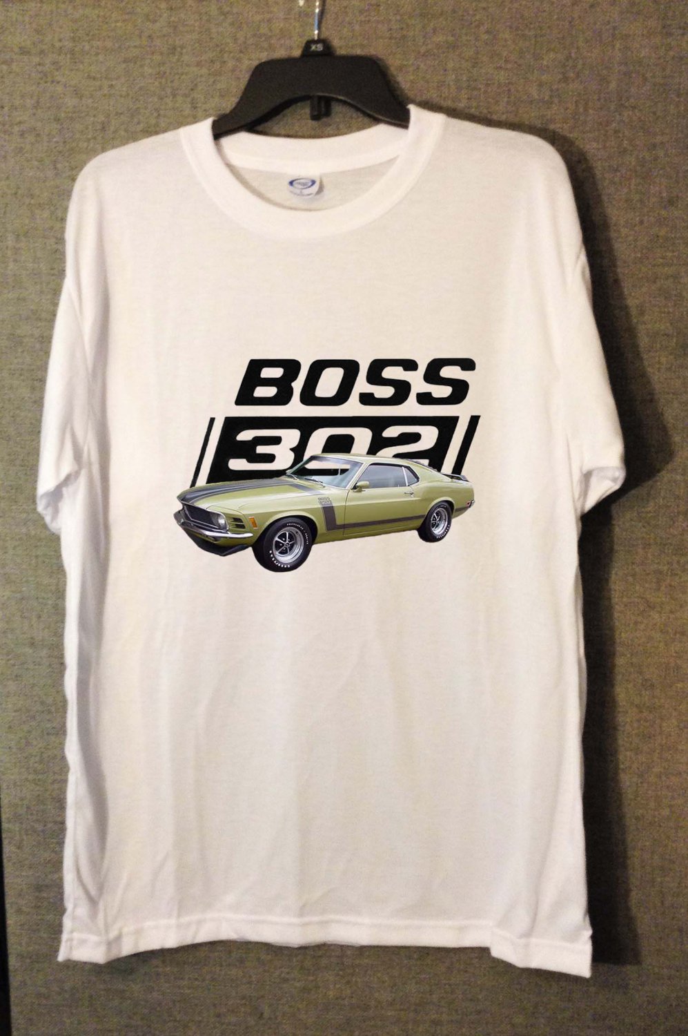 New Green 1970 Ford Mustang Boss 302 White T-shirt  (XX-Large)