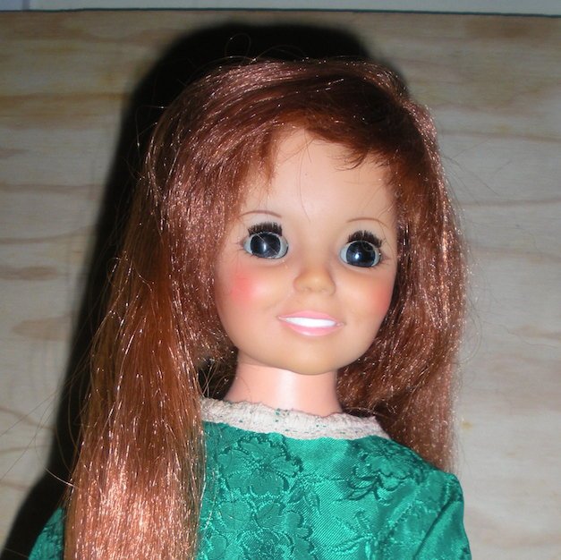 Ideal Crissy Doll with Green Dress Grow Hair