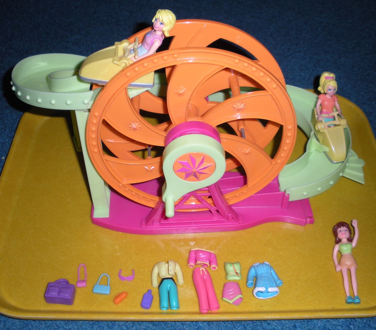 polly pocket wheels