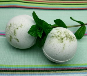 Peppermint Bath Bomb