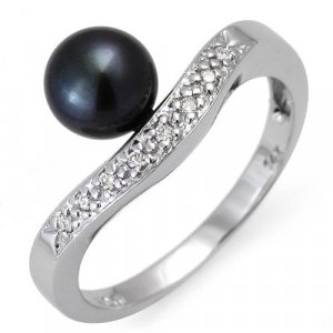 SOLD*** 14K GOLD RING