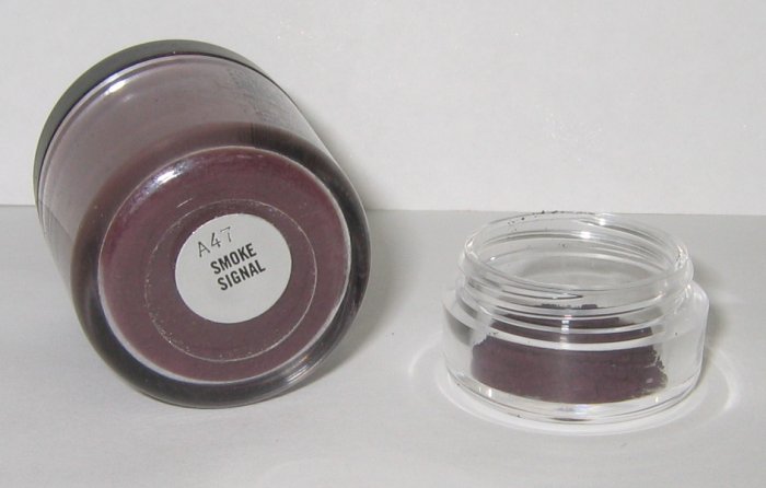MAC - Smoke Signal Pigment Sample