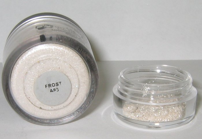 MAC - Frost 1/4 tsp Pigment Sample