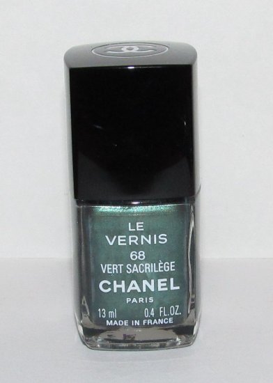 CHANEL - Vert Sacrilege 68 Nail Polish - NWOB - VHTF - RARE!