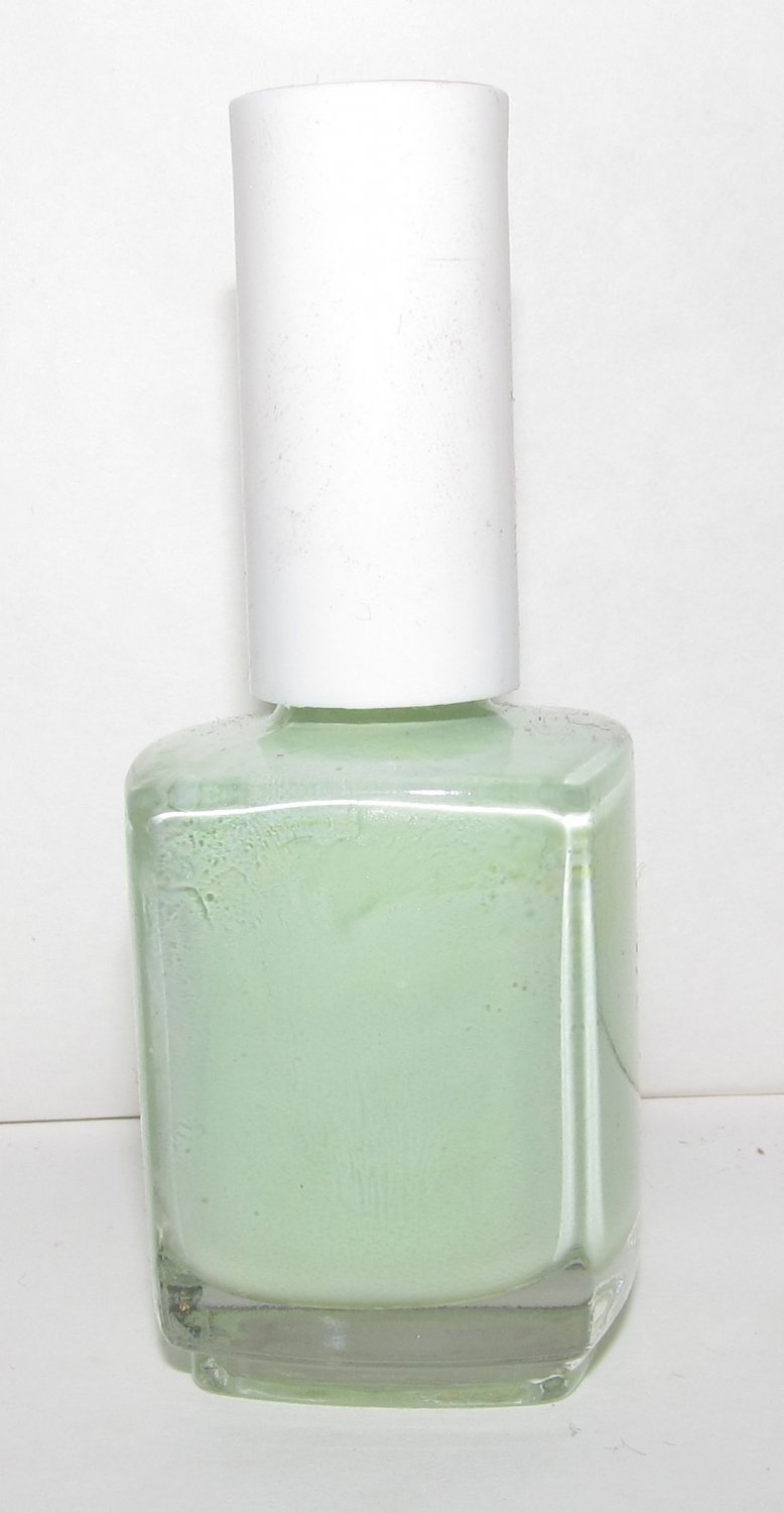 duri Nail Polish - Pistachio 144 - NEW