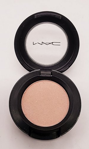 MAC Cosmetics Satin Eyeshadow - Bare Minimum - NEW