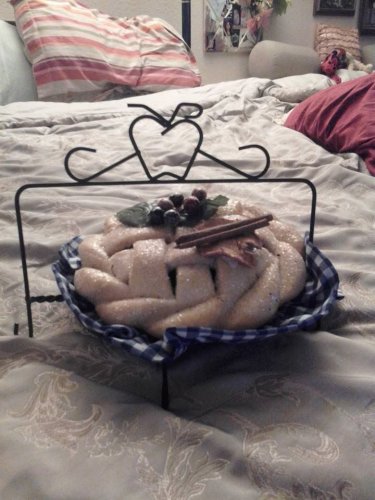 Beautiful Potpourri Pie