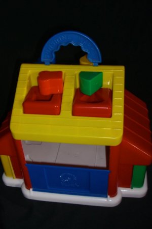 discovery toys shape sorter