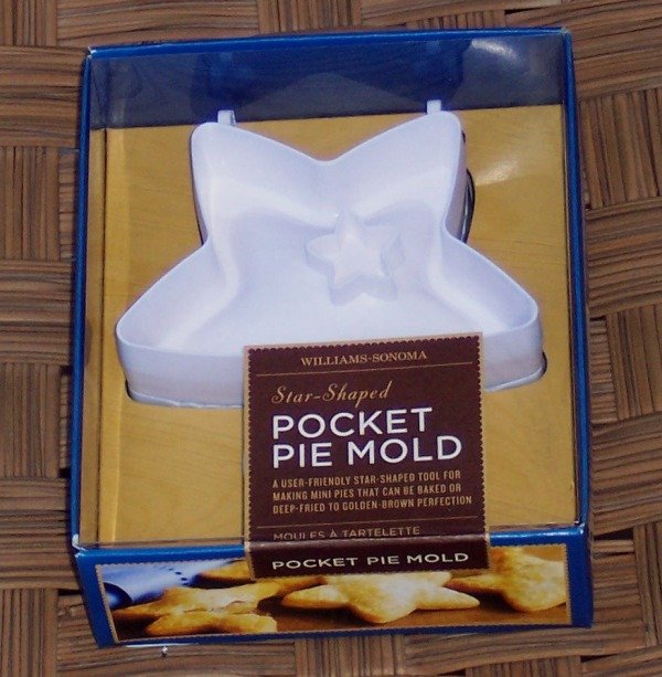 Williams Sonoma STAR POCKET PIE Pastry Turnover MOLD Christmas White