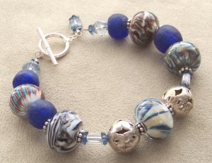 Cornflower - Handmade Lampwork Bracelet (LD102)