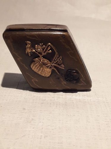 Meiji - Taisho Mixed metal diamond shaped box