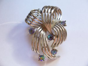 Vintage LISNER Ribbon AB Rhinestone Brooch Silver tone