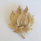 Vintage Crown Trifari Leaf Bush Seaweed Branch Gold tone Pin Brooch
