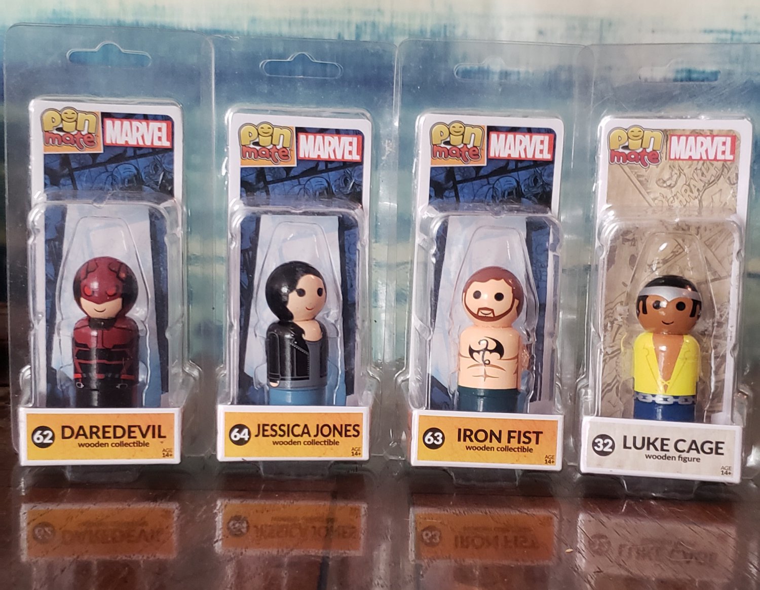 PIN MATE - MARVEL - THE DEFENDERS - Jessica, Iron Fist, Luke & Daredevil