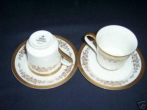 Mikasa Colony Gold cups/saucers -  - 5860