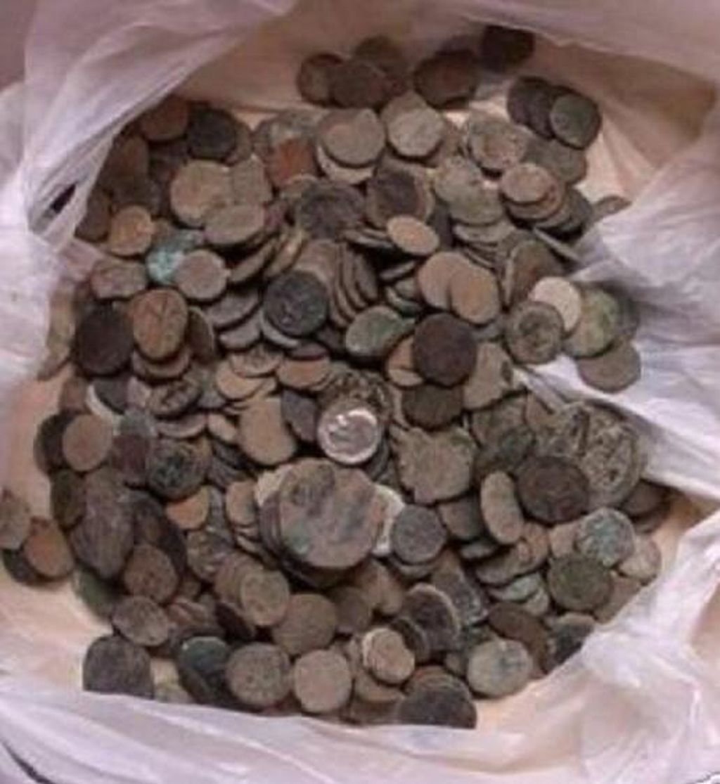 Uncleaned Roman coins 10 per buy