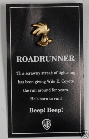 ROADRUNNER WARNER BROTHERS GOLD TONE PIN JEWELRY