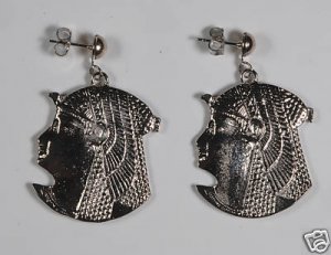 SILVER TONE VINTAGE METAL EGYPTIAN HEAD EARRING JEWELRY