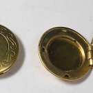 VINTAGE BRASS PAIR OF ROUND LOCKETS PENDANT JEWELRY