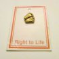 BABY FEET RIGHT TO LIFE PIN GOLD TONE METALPIN JEWELRY VINTAGE COLLECTIBLE