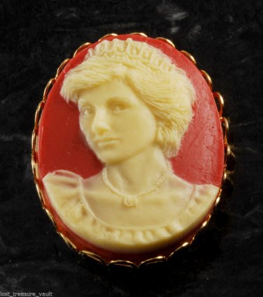 LTV Creation "Princess Diana" Pin Brooch Gold Plated Metal Resin Cameo