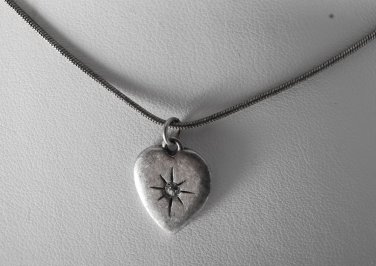 Guess Snake Chain Ladies Necklace Rhinestone Heart Silver Tone Metal Tarnished