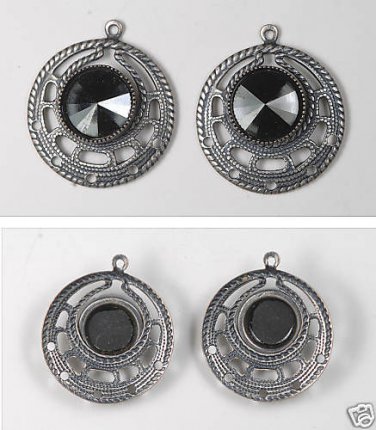 VINTAGE PAIR SILVER TONE METAL PENDANT CHARMS