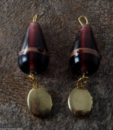 LTV Vintage Locket Dangle Pair Purple Glass Lampwork Bead Gold Tone Metal
