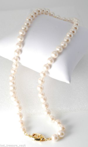 Vintage Monet Off White Glass Pearl Strand Necklace Jewelry Box Clasp 20"