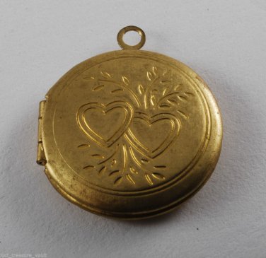 Vintage Brass Etched Heart Front Round Locket Pendant Jewelry Making 20mm