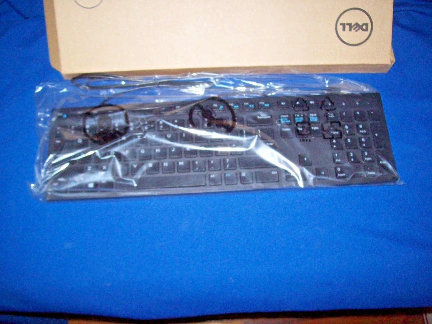 Dell Kb216 Bk Us Slim Multimedia Usb Wired Keyboard 2857