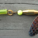 TINY CHARTREUSE BP SPECIAL SPINNER