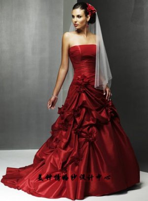 Red A-Line/Princess Strapless Chapel Train Satin wedding dress for brides Custom Size W002-92