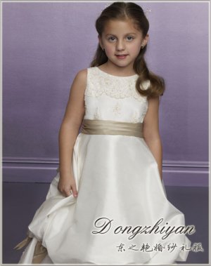 A-line Round-neck tea-length Satin Flower girls Dress Custom Size WG005-19