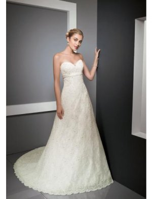 A-Line/Princess Sweetheart Chapel Train lace wedding dress for brides 2010 style(WDE0105)