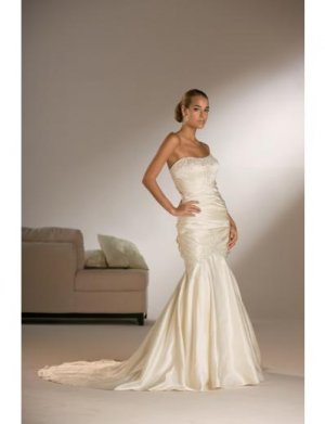 Mermaid Strapless Chapel Train Satin wedding dress for brides 2010 Style (WDS0085)