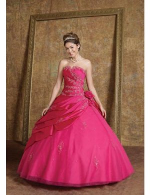Ball Gown Strapless Floor Length Satin wedding dress for brides 2010 style(BST0151)