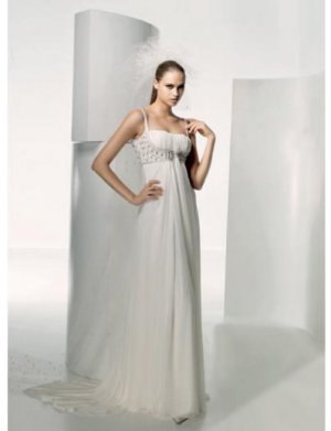 Empire Spaghetti Straps Chapel Chiffon wedding dress for brides 2010 style(WDE0006)