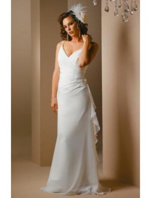Empire Spaghetti straps V-neck Chapel train Chiffon wedding dress for brides 2010 style(WDA1413)