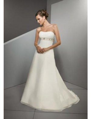 A-Line/Princess Strapless Chapel Train Organza wedding dress for brides new style(WDE0038)