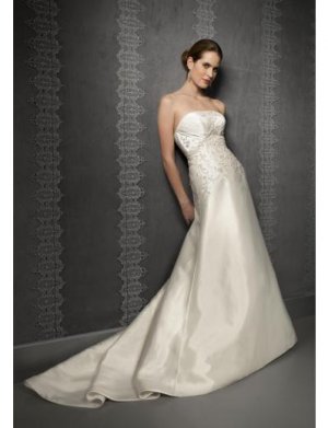 A-Line/Princess Strapless Chapel Train Satin wedding dress for brides new style(WDE0051)