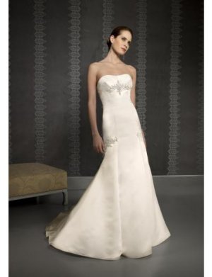 A-Line/Princess Strapless Chapel Train Chiffon wedding dress for brides new style(WDE0048)