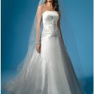 A-Line/Princess Strapless Chapel Train Satin wedding dress (WS0013)