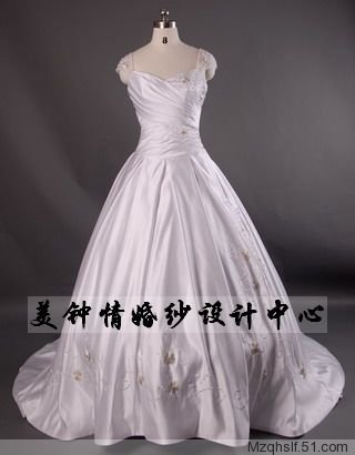 A-Line/Princess Strapless V-neck capped Chapel Train Satin wedding dress (LF0063)